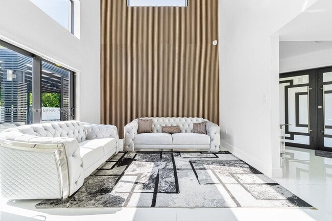 Building Photo - 9035 SW 156th Ct