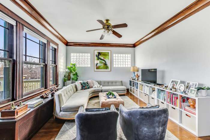 Building Photo - 535 S Lombard Ave