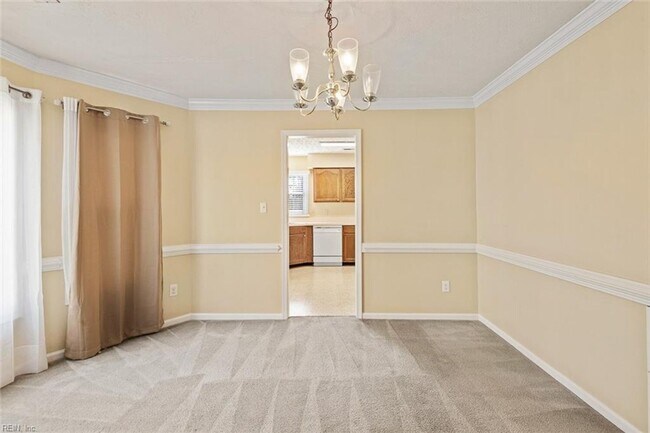 Building Photo - 804 Lancaster Ln