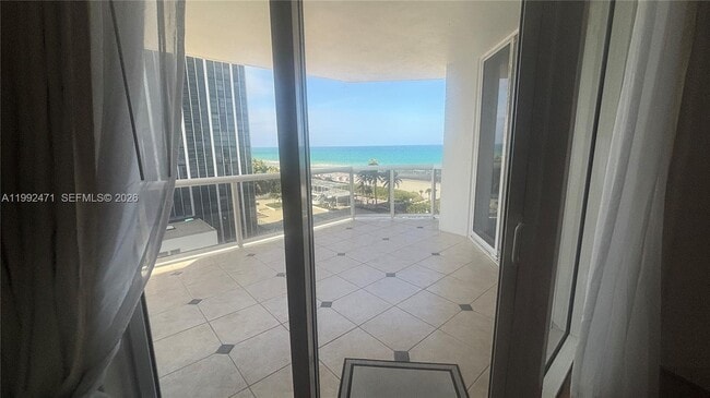 Building Photo - 4779 Collins Ave