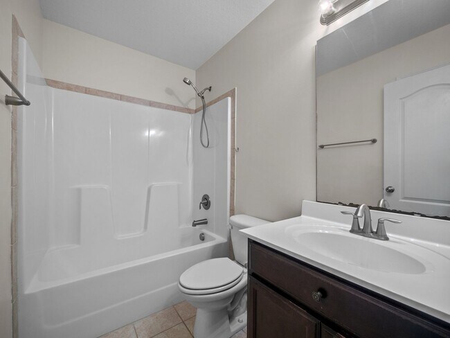 Building Photo - Welcome to Canons Edge!