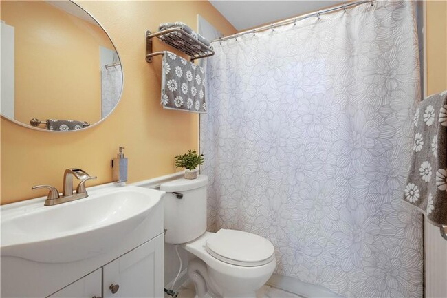 Building Photo - 303 Runnymeade Cir