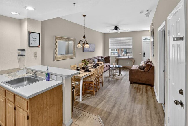 Building Photo - 4006 San Gallo Dr