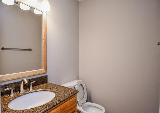 Building Photo - 11765 Carriage Park Ln