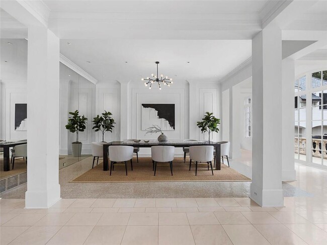 Building Photo - 997 Davis Dr NW