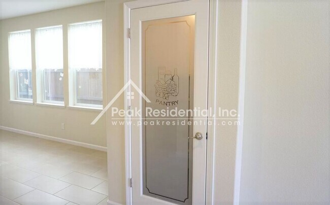 Building Photo - Wonderful Elk Grove 4bd/3ba Home with 2 Car Garage & Loft Area