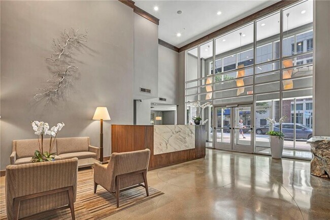 Building Photo - 54 Rainey St