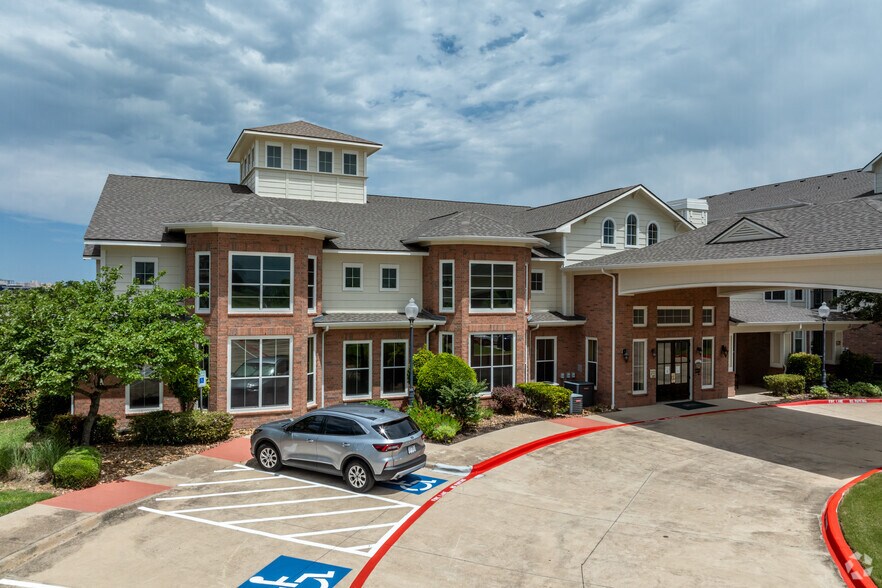 Building Photo - Grand Reserve Seniors Temple