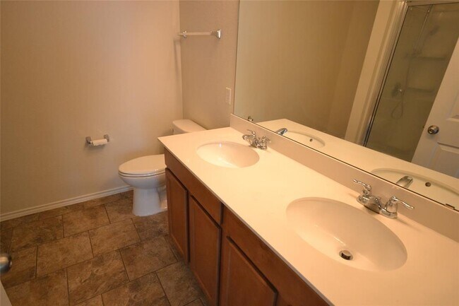 Building Photo - 104 Sierra Mar Lp