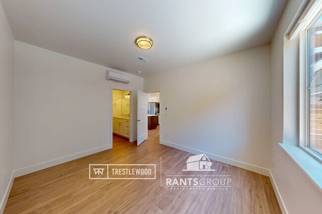 Building Photo - Brand New! Modern Home in Trestlewood – Wh...