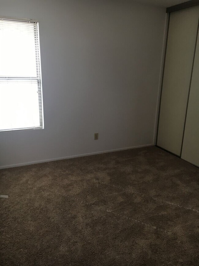 Building Photo - 2933 Brunswick Cir