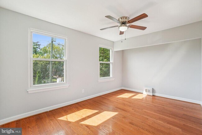 Building Photo - 420 Oglethorpe St NE