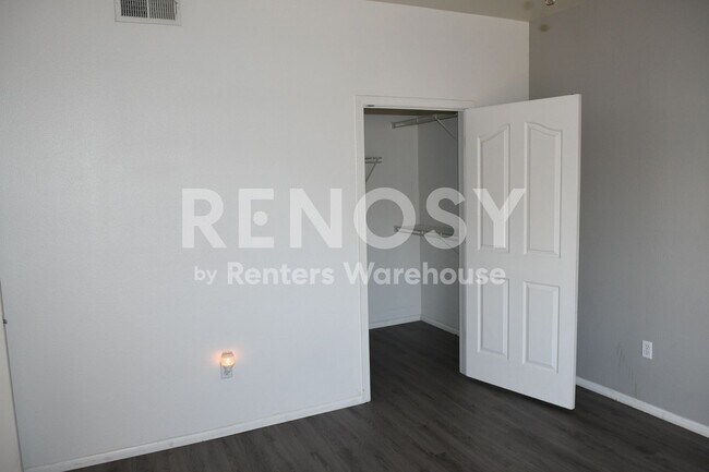 Building Photo - Price Improvement! Resort-Style Condo Living – Self-Tour with Rently!