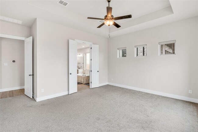 Building Photo - 213 Palatino Bnd