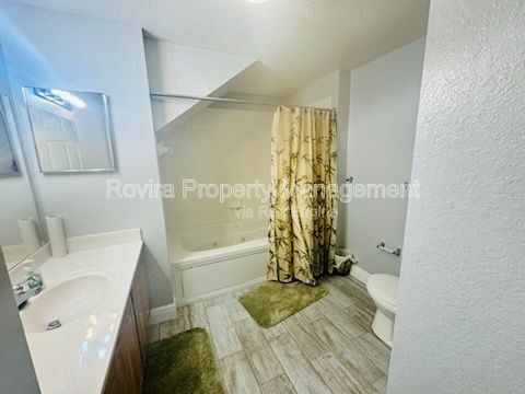 Building Photo - 4000 Venetian Bay Dr