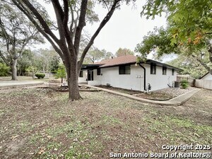 Building Photo - 814 Finale Ct