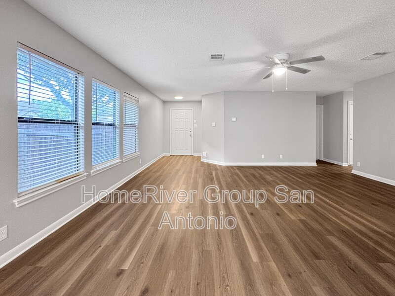Building Photo - 12523 Rio Paloma