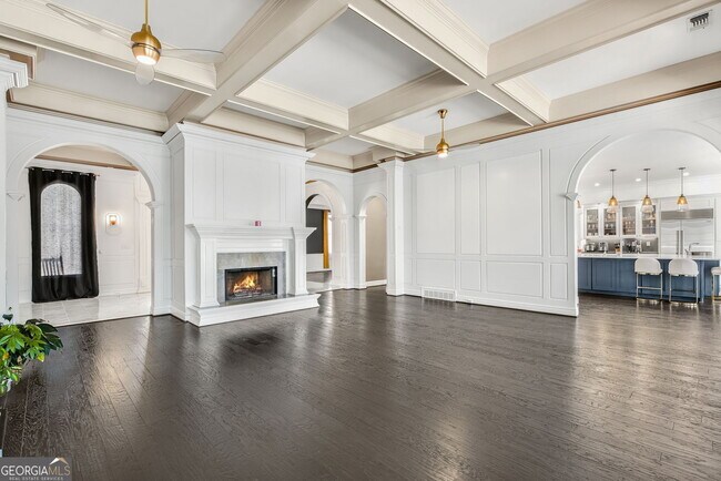 Building Photo - 300 Island Cove Dr