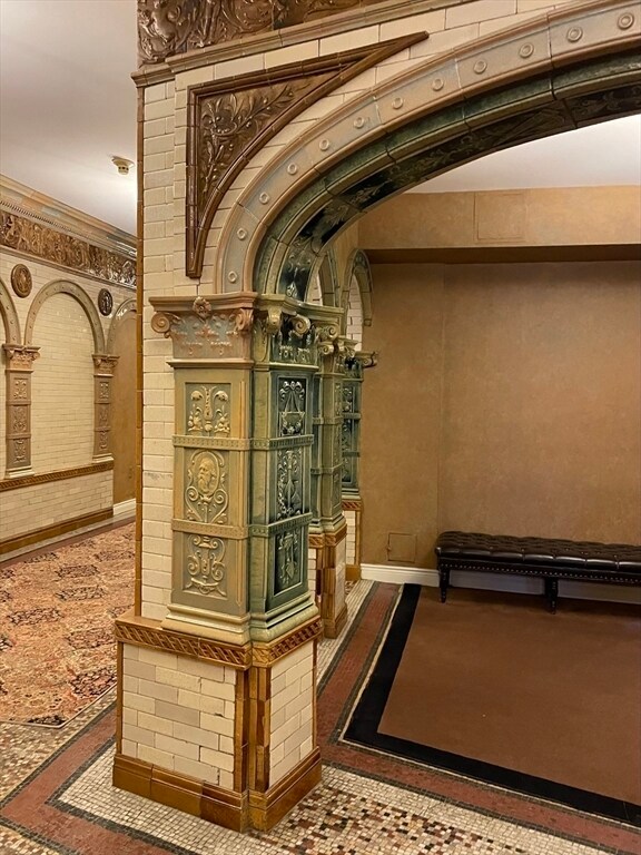 Building Photo - 4 Charlesgate E