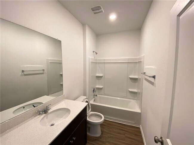 Building Photo - 3608 Lodgepole Dr