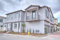 Building Photo - 4143 Cam. Campana
