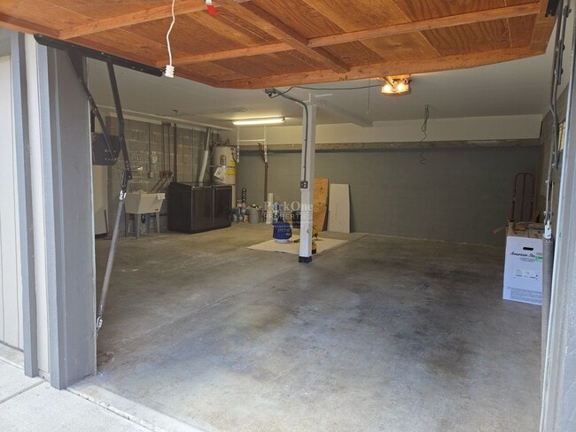 Building Photo - Incredible El Cerrito Hills Townhome