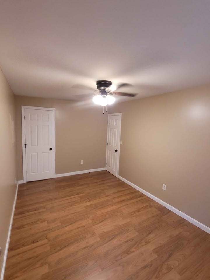 Building Photo - 391 Putnam Pike