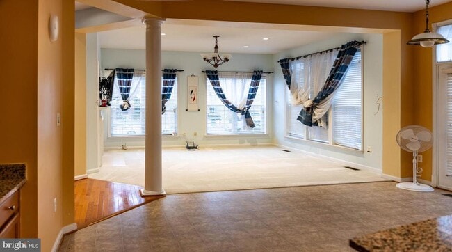 Building Photo - 9571 Linnett Hill Dr