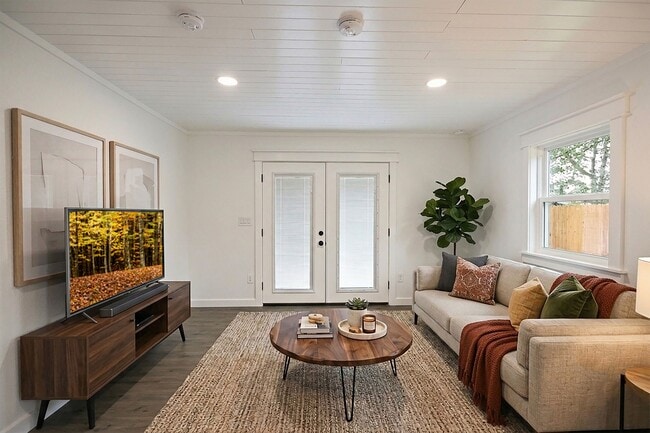 Building Photo - 442 Rothe Loop
