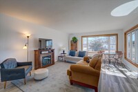 Building Photo - 300 Pleasant Dr