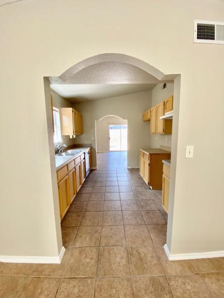Building Photo - 2253 Tierra De Oro Way