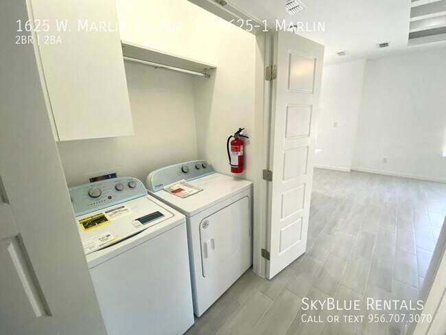 Building Photo - 1625 W Marlin St