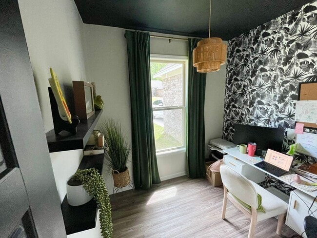 Building Photo - Beautiful 3/2 Home for Rent next to Brandon High School!