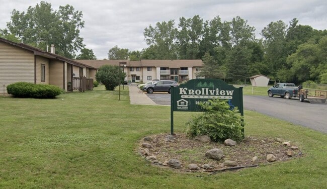 Building Photo - 512 W High St