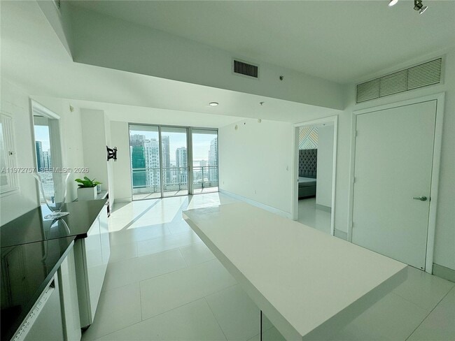 Building Photo - 92 SW 3rd St