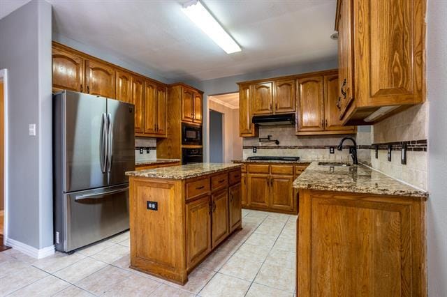 Building Photo - 2208 Kingsley Dr