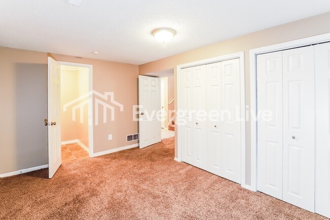 Building Photo - 1221 Milwaukee St