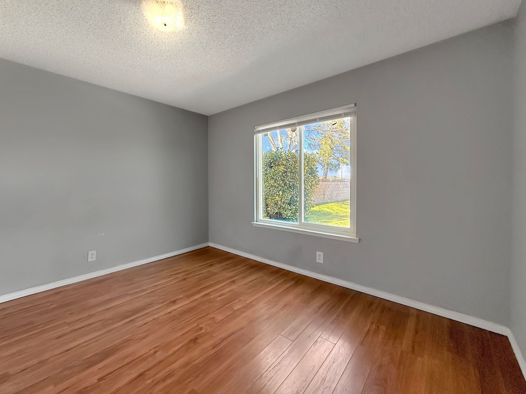 Building Photo - 2500 Topaz Ln