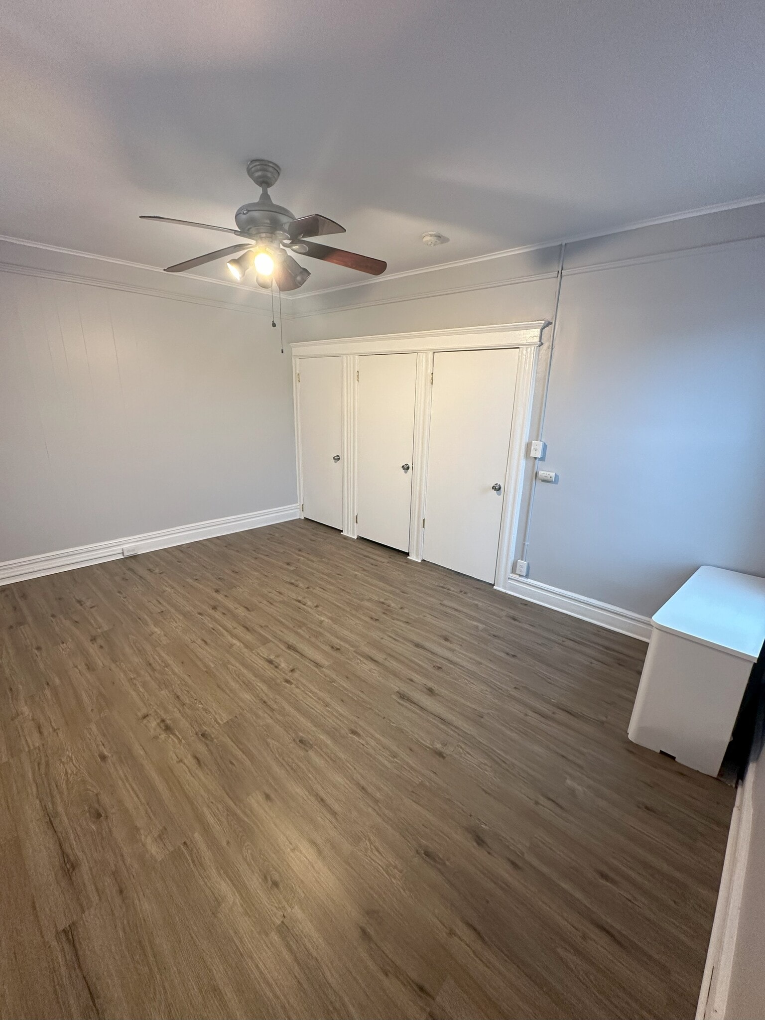 Building Photo - 7 Woodland Ave