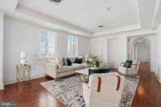 Building Photo - 1512 Spruce St