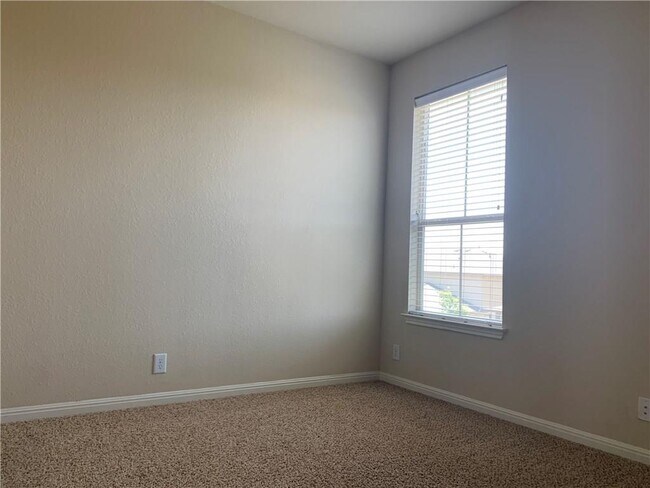 Building Photo - 14001 Avery Ranch Blvd