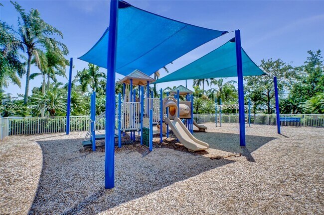 Building Photo - 1367 Camellia Cir