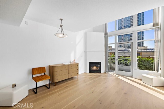 Building Photo - 1240 India St