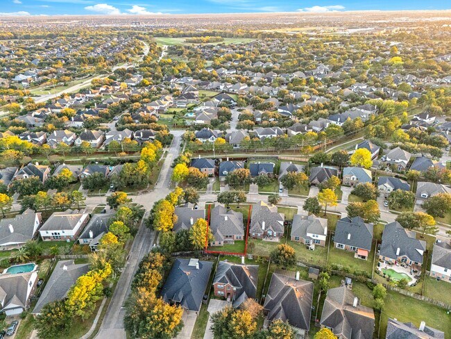 Building Photo - 5123 Shadow Breeze Ln