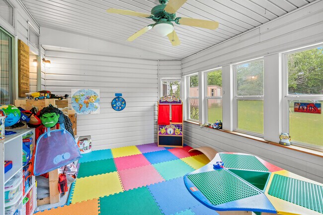 Building Photo - 4301 Brian Dr
