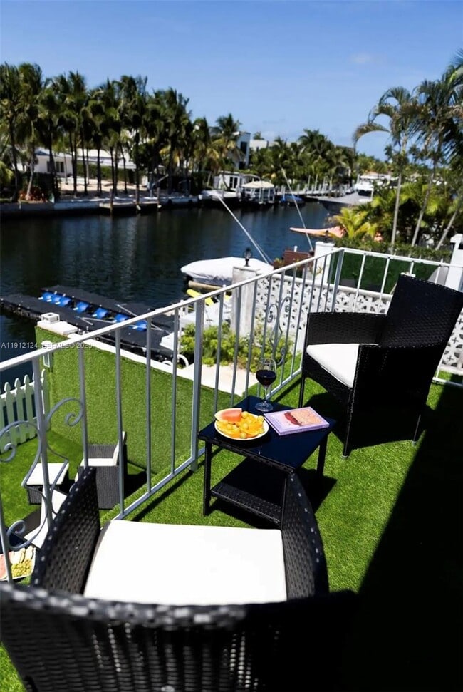 Building Photo - 1949 NE 123rd St