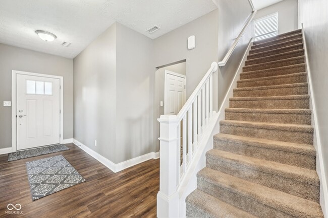 Building Photo - 13163 N Departure Boulevard W