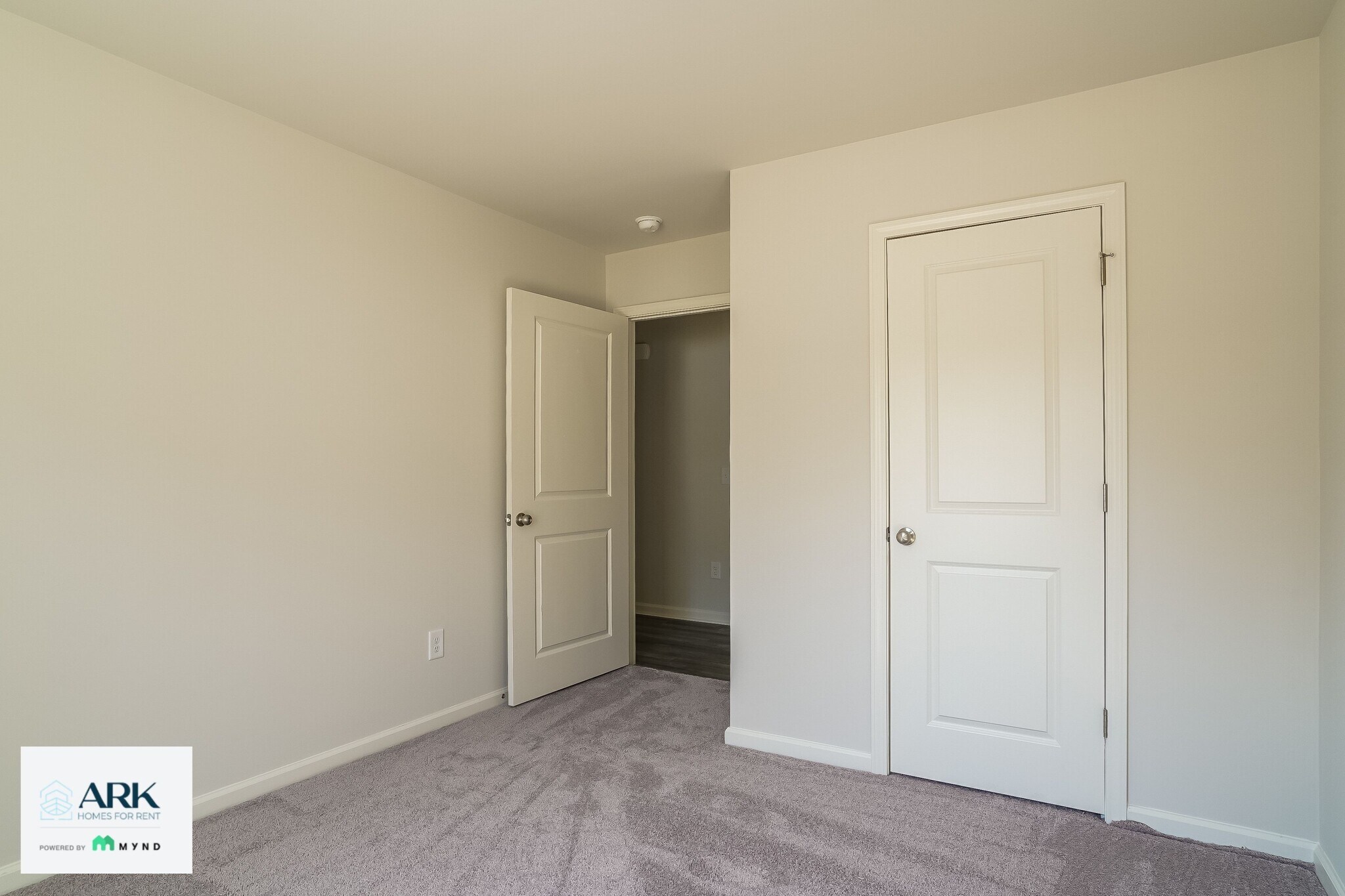 Building Photo - 2601 Provence Dr SE