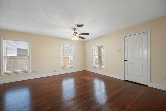 Building Photo - 4111 Law St