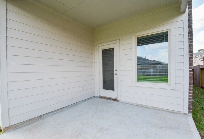 Building Photo - 40530 Birch Shadows Ct